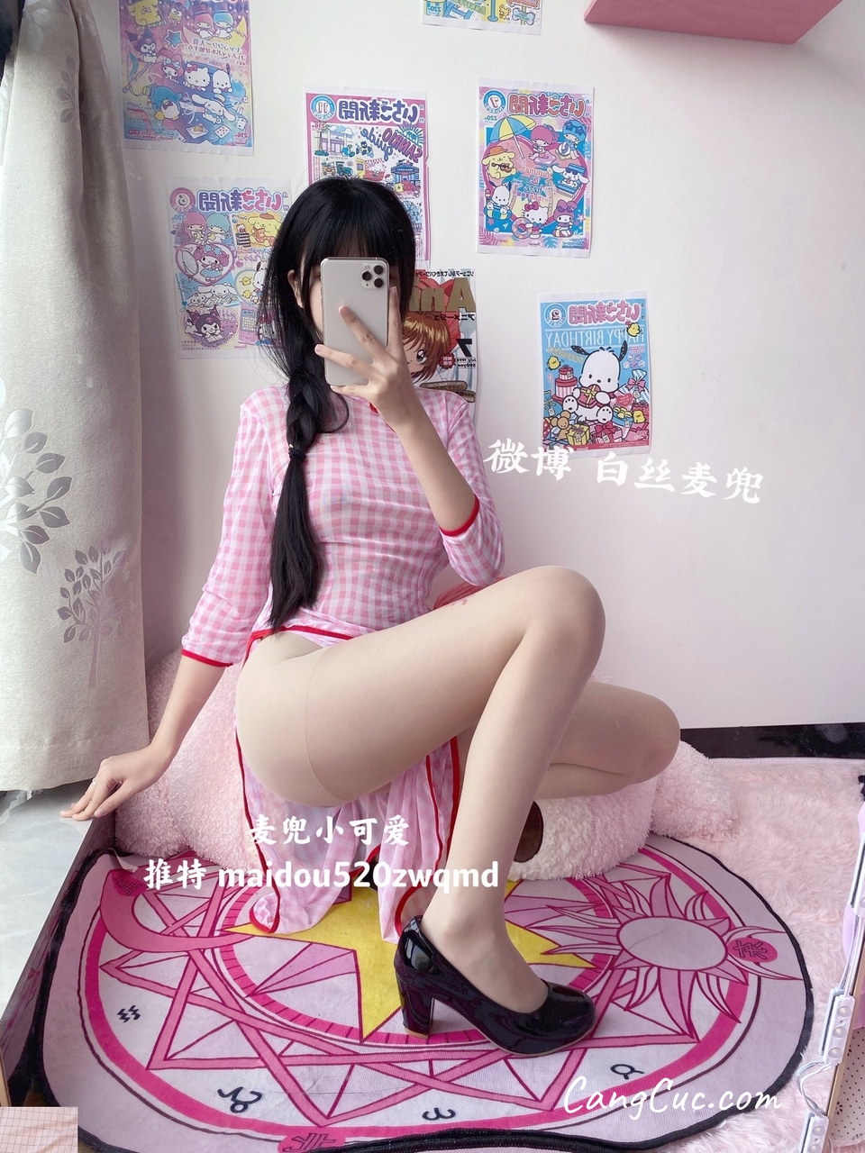 Watch sexy Coser@麦兜小可爱 – 与金主爸爸啪啪 photos